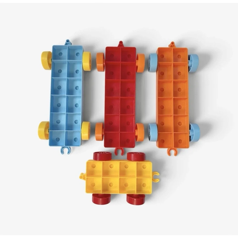 Lego Duplo Lot Cars Train Base Vehicle Toy Parts 4 Pieces Mixed Colors Lot BB